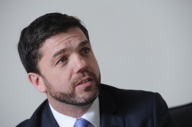 Stephen Crabb replaces Iain Duncan Smith at Department of Work and Pensions