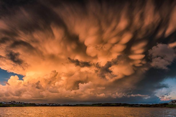 Spectacular Anglesey cloud formation forms over island