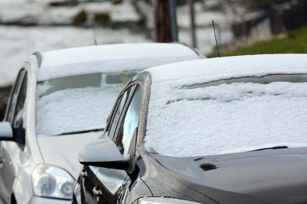 Snow and winds of up to 55mph forecast for North Wales