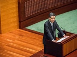 Hong Kong leader slams independence movement in final speech