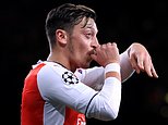 Ozil wants clarity over Wenger´s future before committing to new Arsenal deal