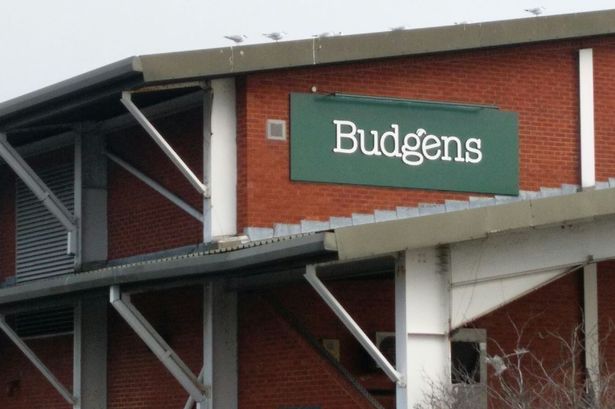 Buckley's Budgens supermarket closes with 32 workers losing their jobs
