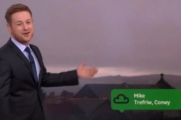 Watch Trefriw tongue-tie Tomasz Schafernaker as he giggles live during BBC weather