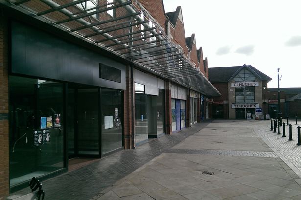 'Ghost town' Wrexham shopping centre up for sale