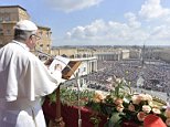 Pope urges worshippers to trust in their faith
