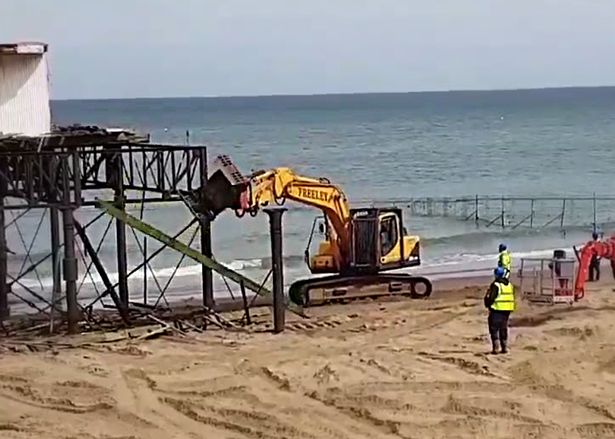Plans to dismantle remainder of Colwyn Bay Pier lodged