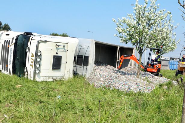 A548 in Flintshire reopens after overturned lorry is recovered