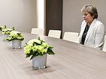 EU leaders struggle to break through Brexit talks impasse