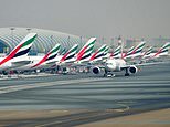 Emirates orders 40 Boeing 787 Dreamliners for $15.1 bn: chief