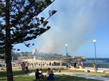 Bush fire in Coogee forces hundreds out on to the streets