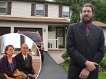 Evicted millennial, 30, finally starts to move out of his parents' home