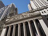 US stock indexes churn as investors gird for higher rates